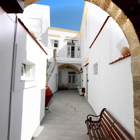 Casa de hóspedes Tramonto 3*