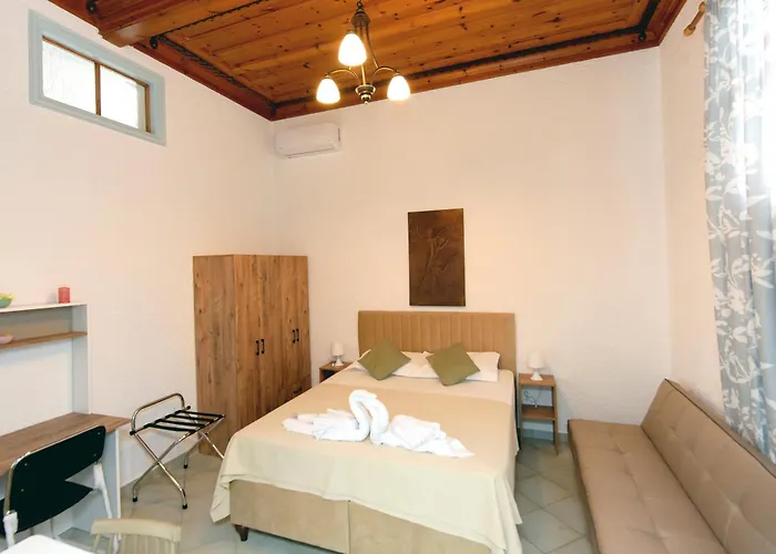 Tramonto 招待所 3*