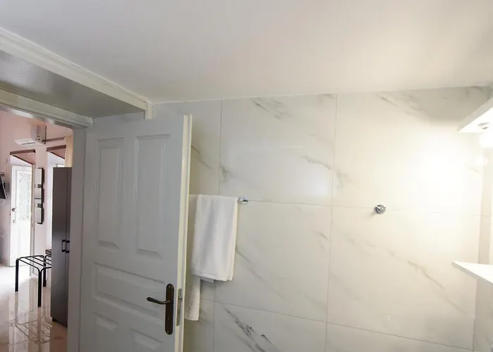 招待所 Tramonto 3*