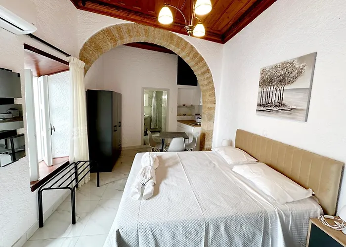 招待所 Tramonto 3*