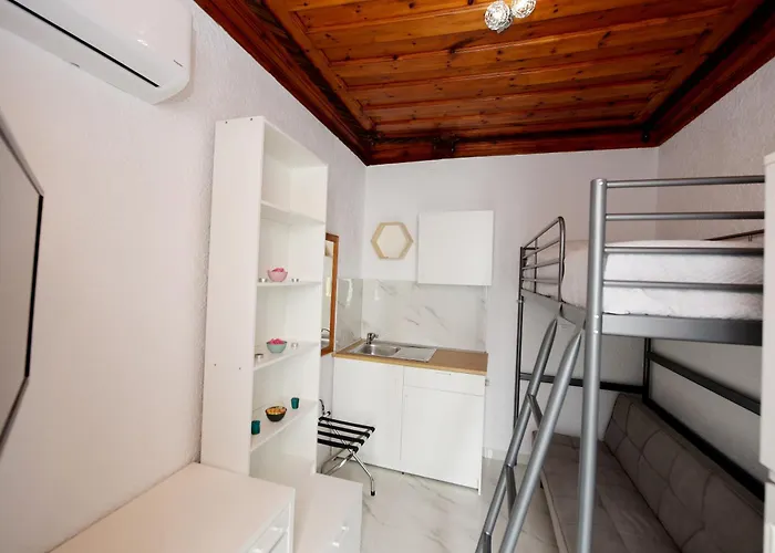 招待所 Tramonto 3*